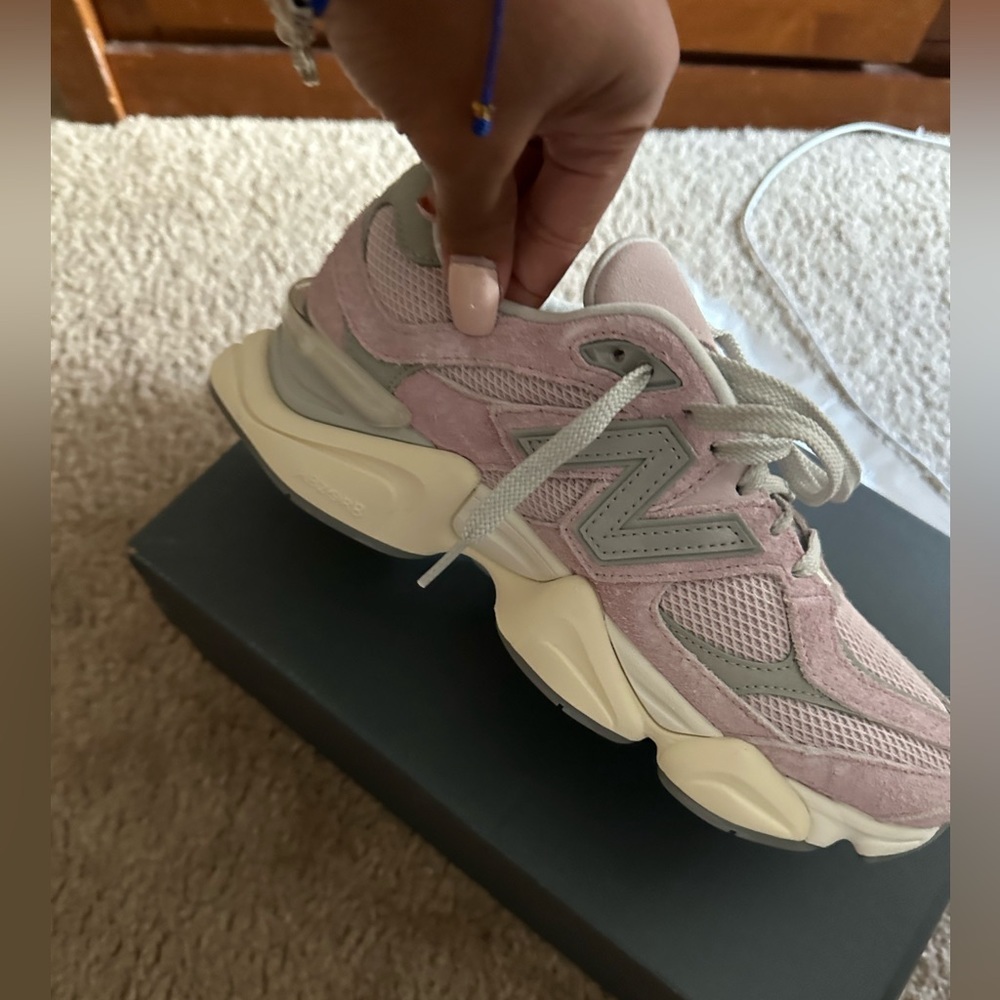 New Balance 9060 "Pink/Sea Salt White" Unisex Shoe - Picture 9 of 10